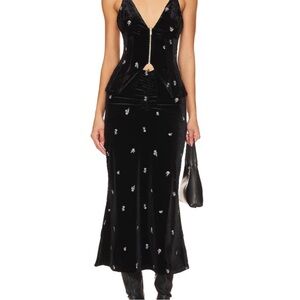 WeWoreWhat Black Velvet Midi Skirt with Subtle Floral Embroidery NEW